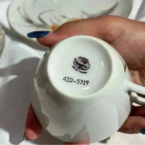 Vintage 1950s Napco China Hand Painted Wheat Flower Snack Plate and Tea Mug Set - Picture 4 of 7